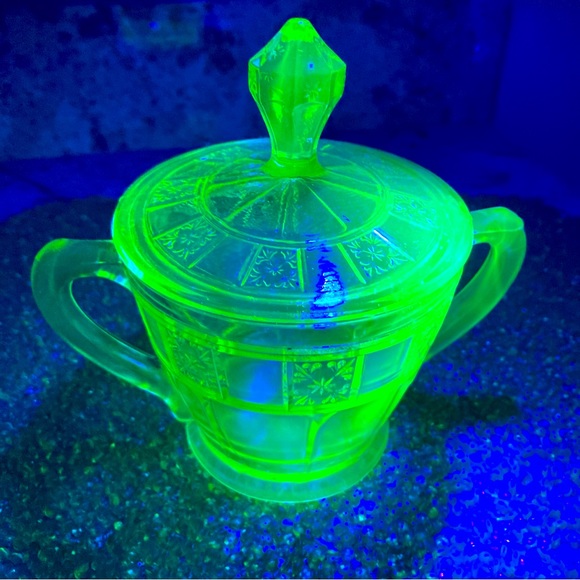 Vintage Other - Depression Glass Sugar Bowl